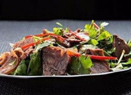 娱乐吃瓜酱牛肉,揭秘娱乐圈的美食与八卦